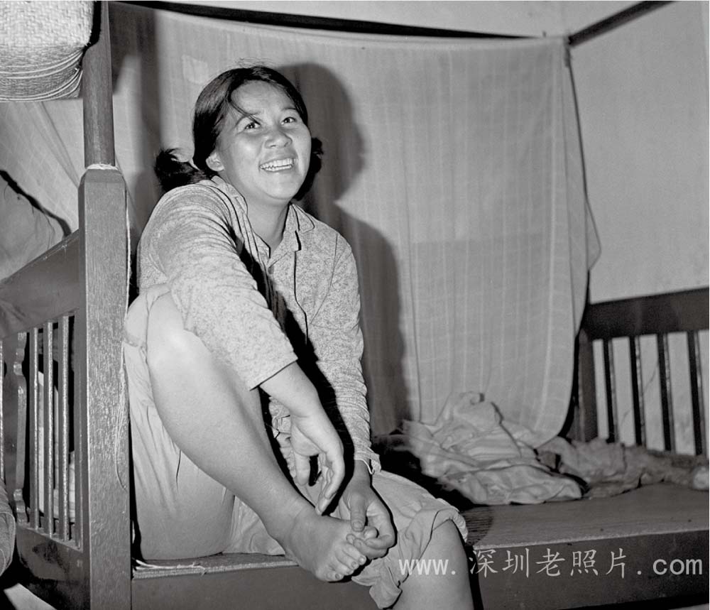 首位逃港自动归来的陈妹(1980)