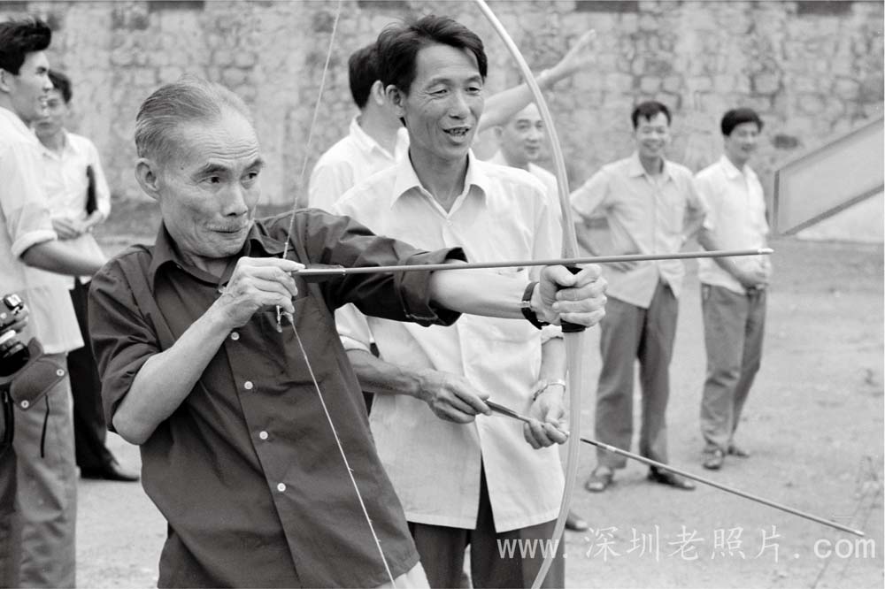 艺术家参加活动(1981)