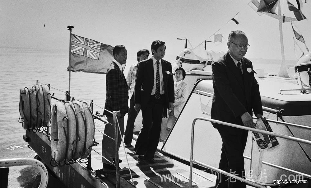 蛇口香港班轮客运通航（1981）