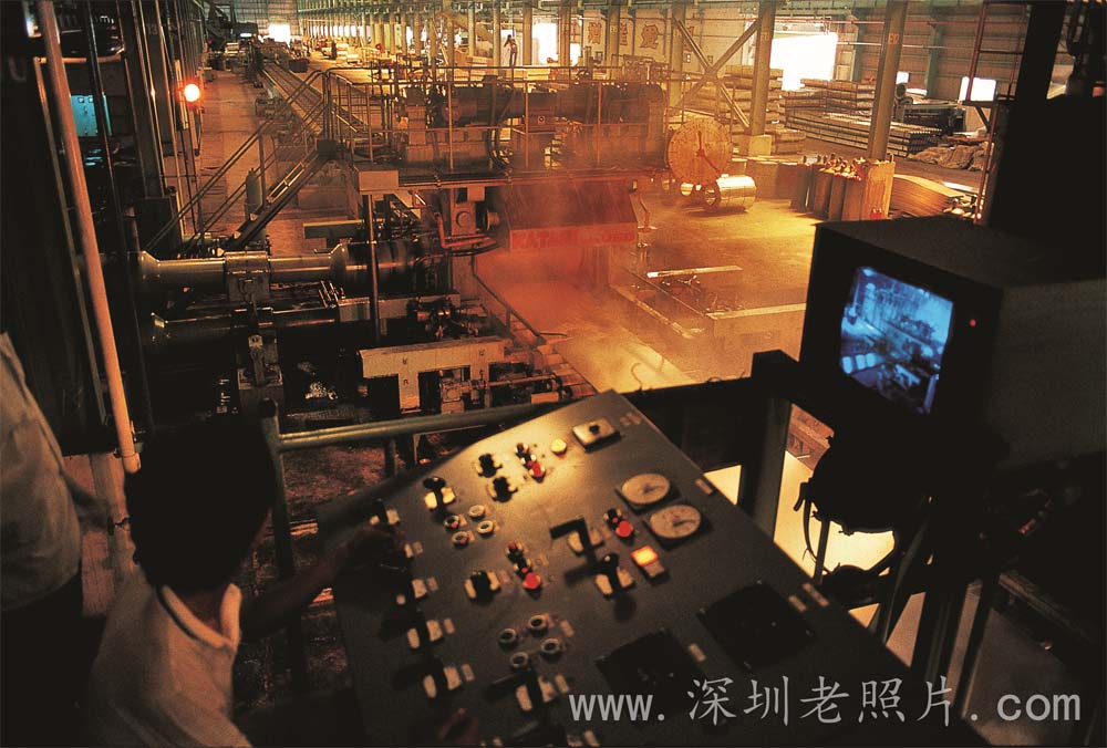 中瑞机械工程公司的现代化车间（1982）